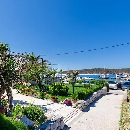 Near The Sea Barbat Apartamento *