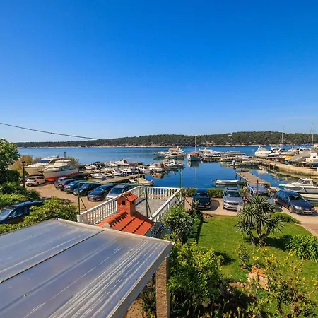 Near The Sea Barbat Apartamento *