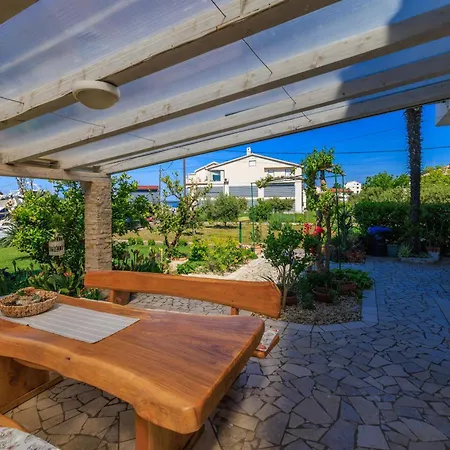 Near The Sea Barbat Barbat na Rabu