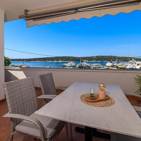 Near The Sea Barbat Apartamento *