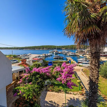 Near The Sea Barbat Apartamento *