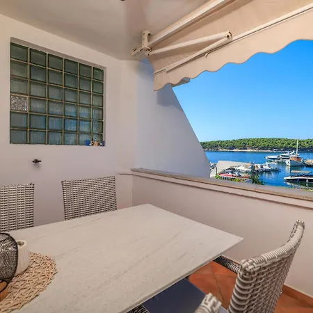 Apartamento Near The Sea Barbat Barbat na Rabu