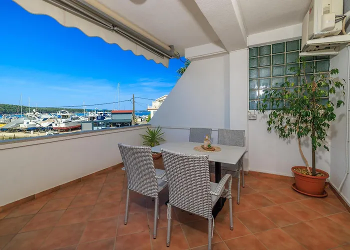 Near The Sea Barbat Apartamento