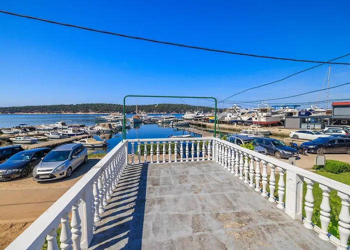 דירה Near The Sea Barbat